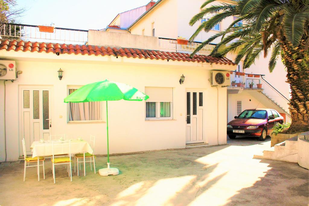 Adria Apartments Stobreč Buitenkant foto