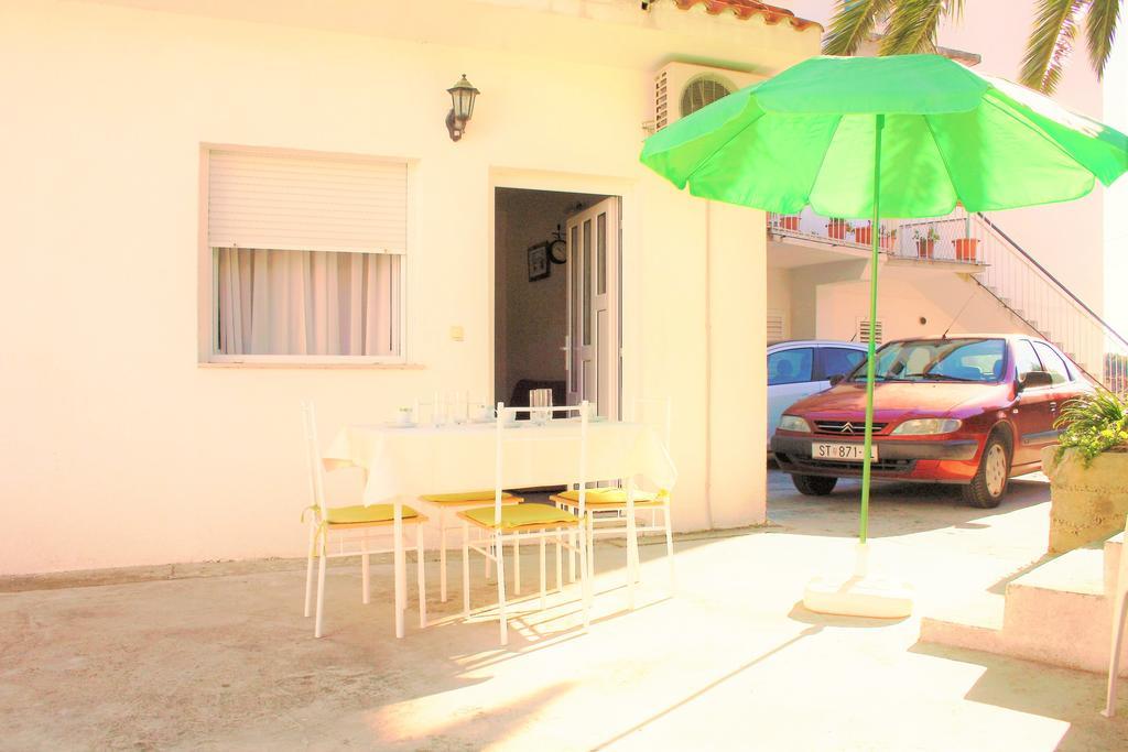 Adria Apartments Stobreč Buitenkant foto