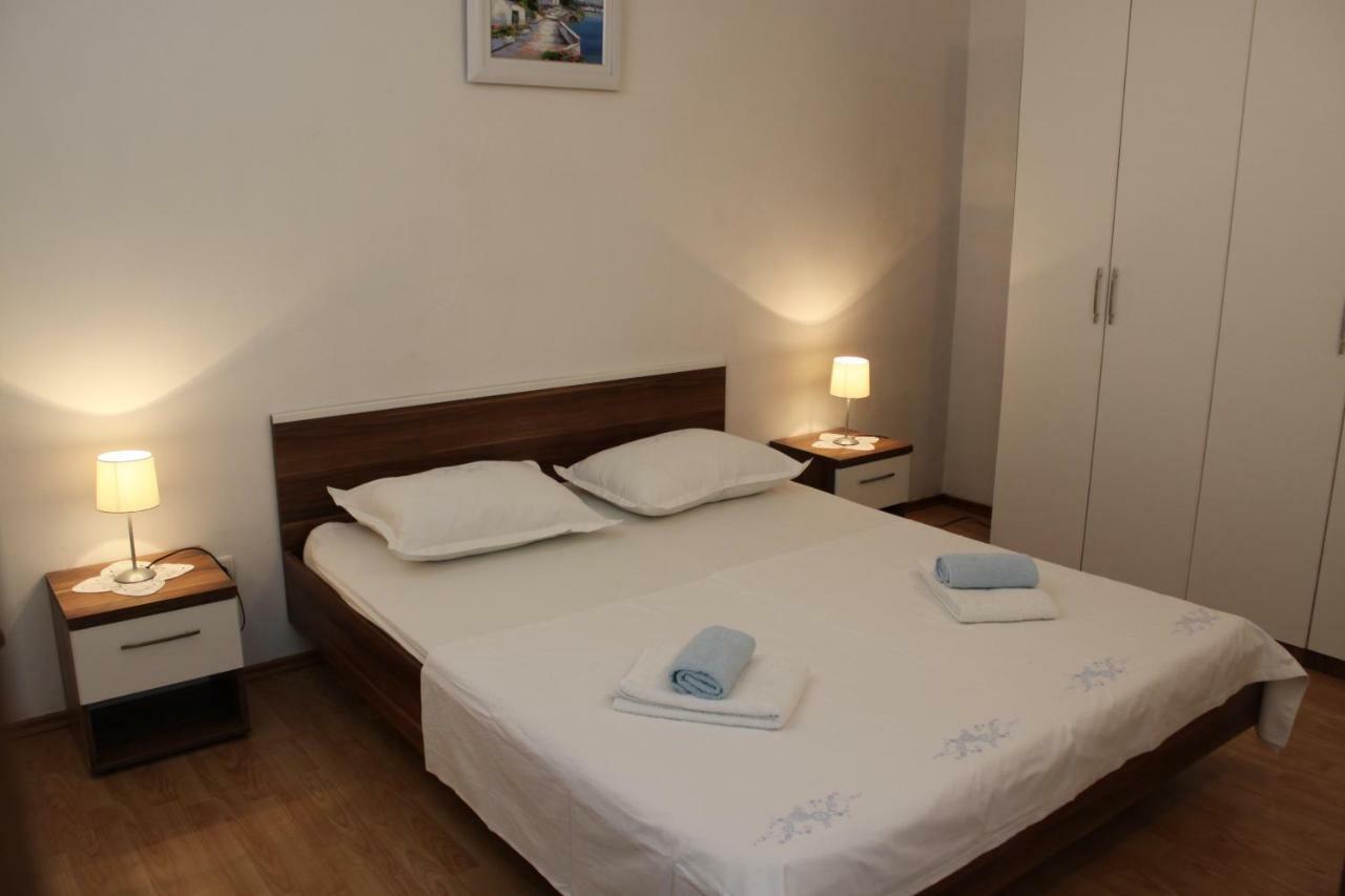 Adria Apartments Stobreč Buitenkant foto