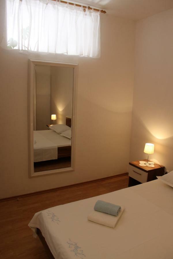 Adria Apartments Stobreč Buitenkant foto