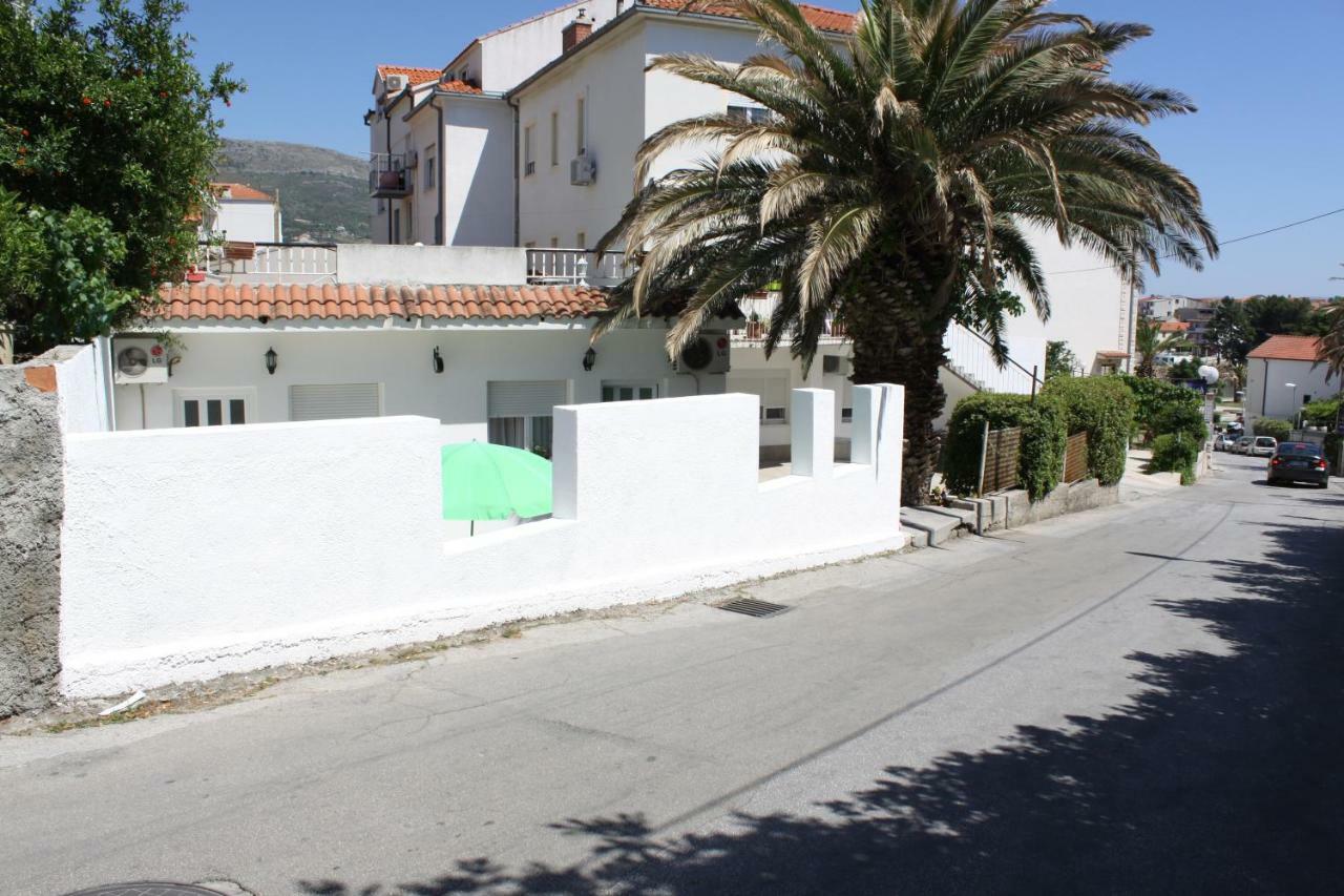 Adria Apartments Stobreč Buitenkant foto