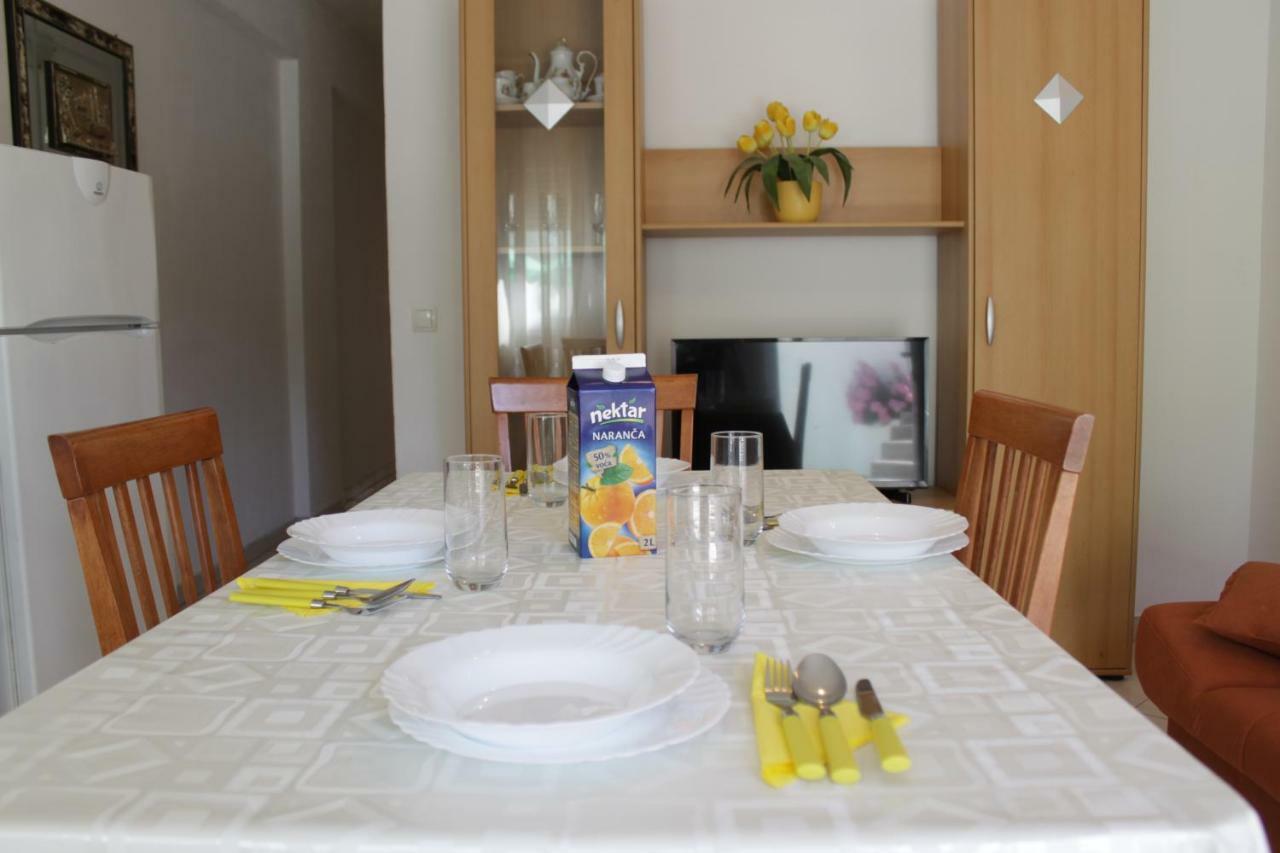 Adria Apartments Stobreč Buitenkant foto
